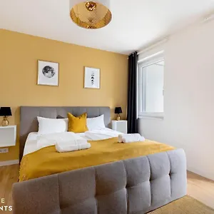 Apartment New! Pineapple Altstadt I, Dresden
