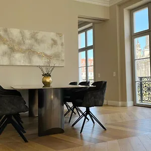 Apartment Luxury / 3-raum-suite An Der Frauenkirche / 4, Dresden