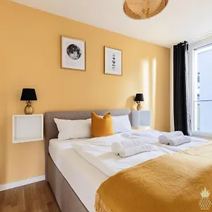Apartment New! Pineapple Altstadt Iii, Dresden